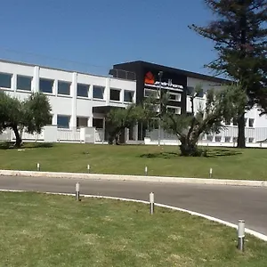 Hotel Smart, Pavona